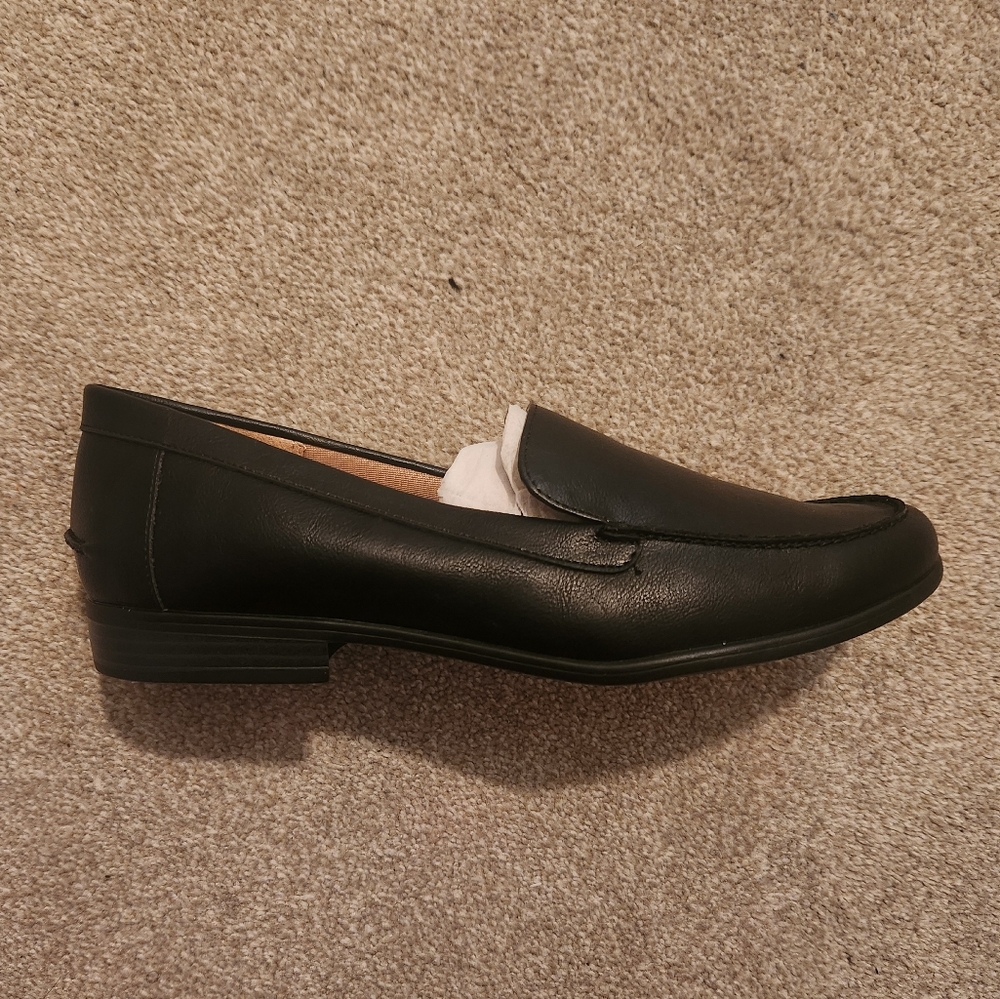 Womens LifeStride Black Loafer Never Worn